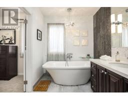 92 Prue Avenue, Toronto, ON M6B1R5 Photo 29