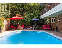 92 Prue Avenue, Toronto, ON M6B1R5 Photo 44