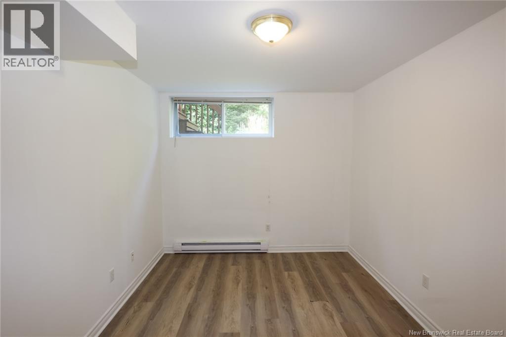 23 Katherine Lane - Image 16