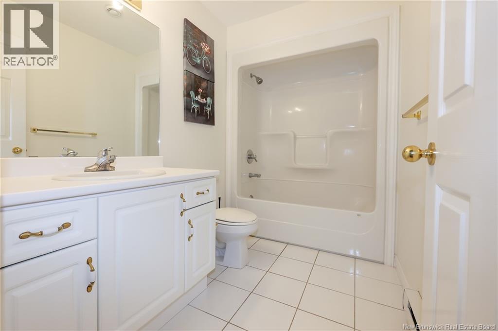 23 Katherine Lane - 13