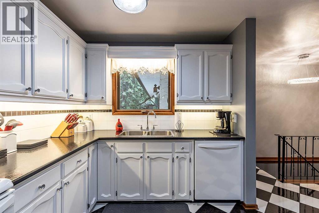 30 Noble Court SW - 20