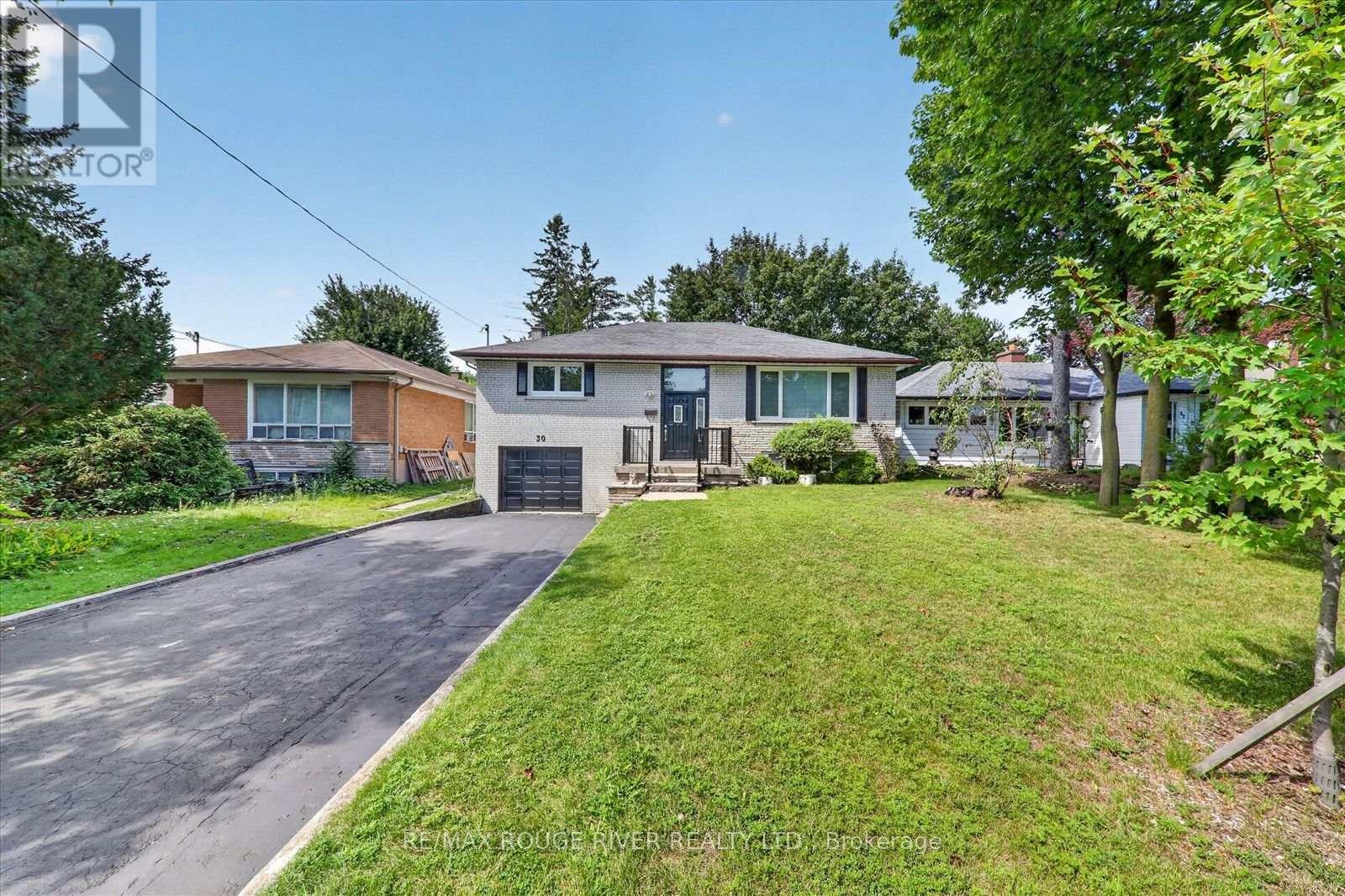 30 SCARBORO AVENUE - 2