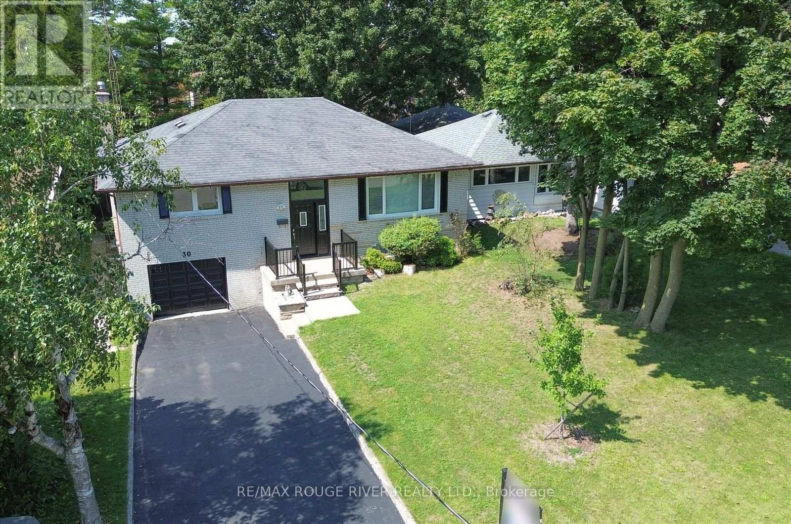 30 SCARBORO AVENUE - 3
