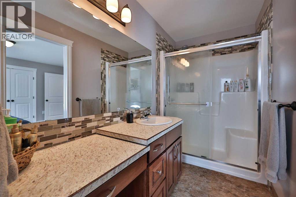 402 11 Street - Photo 24