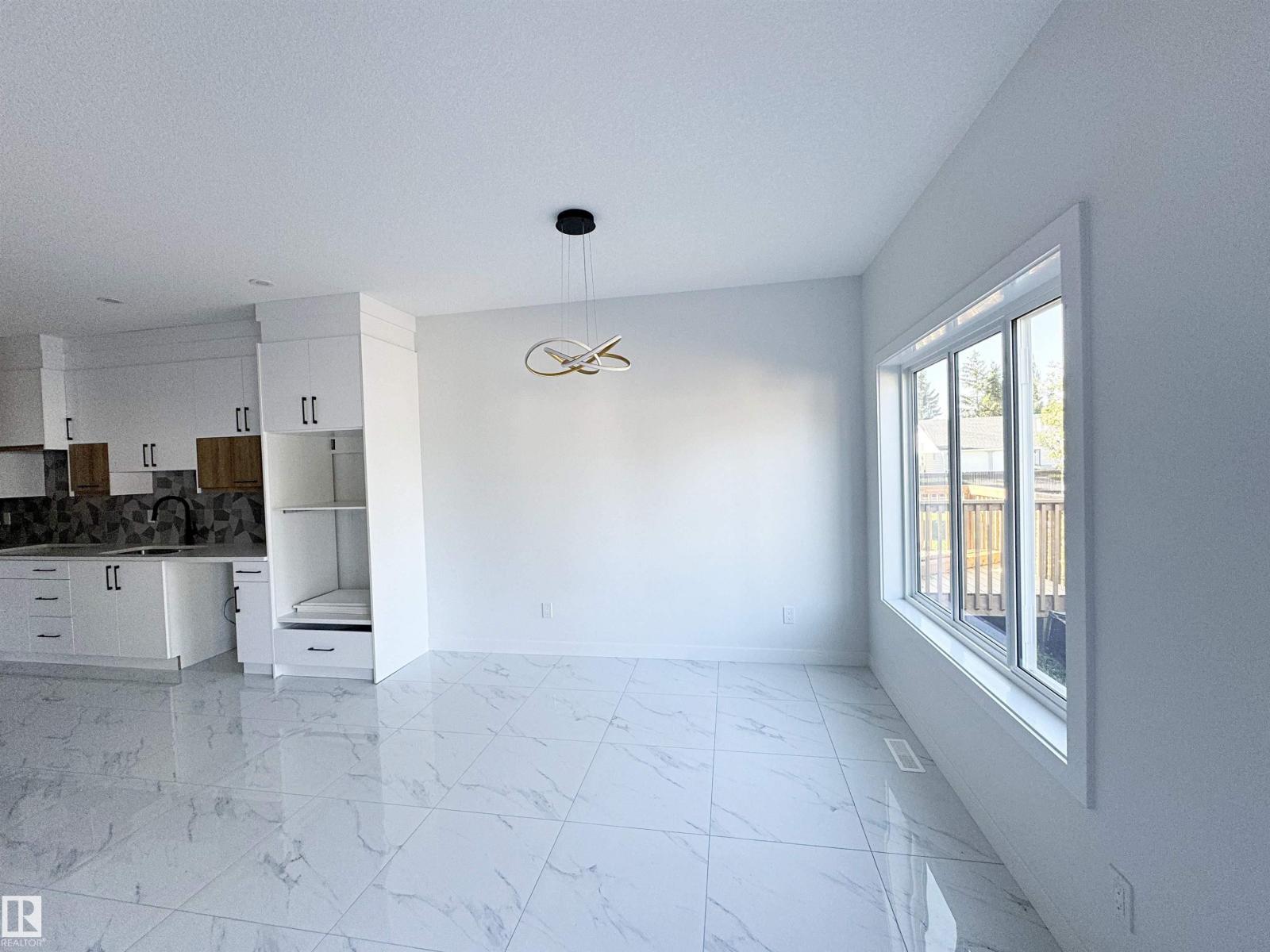 1314 35 Street NW - Photo 13