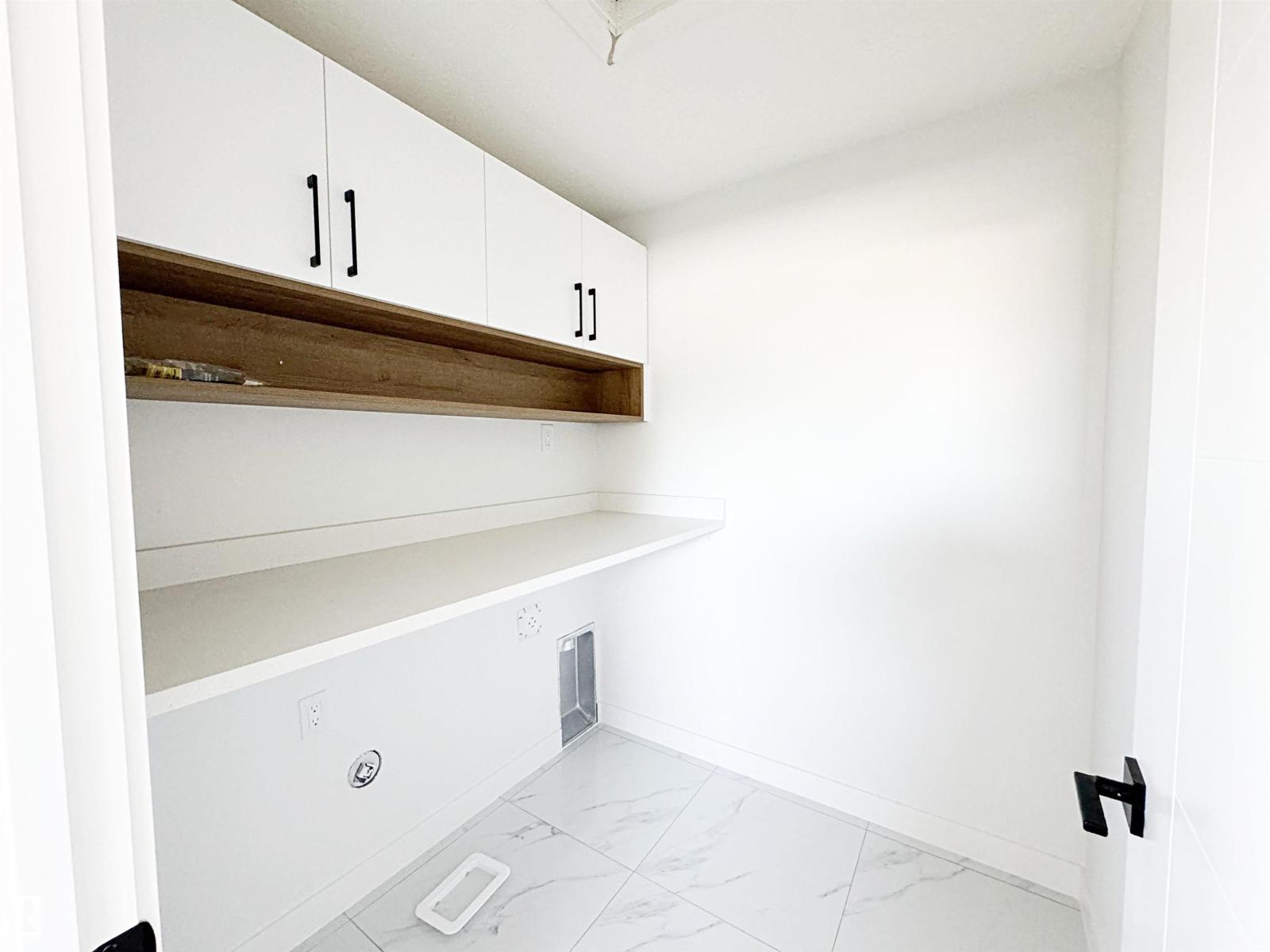 1314 35 Street NW - Photo 40