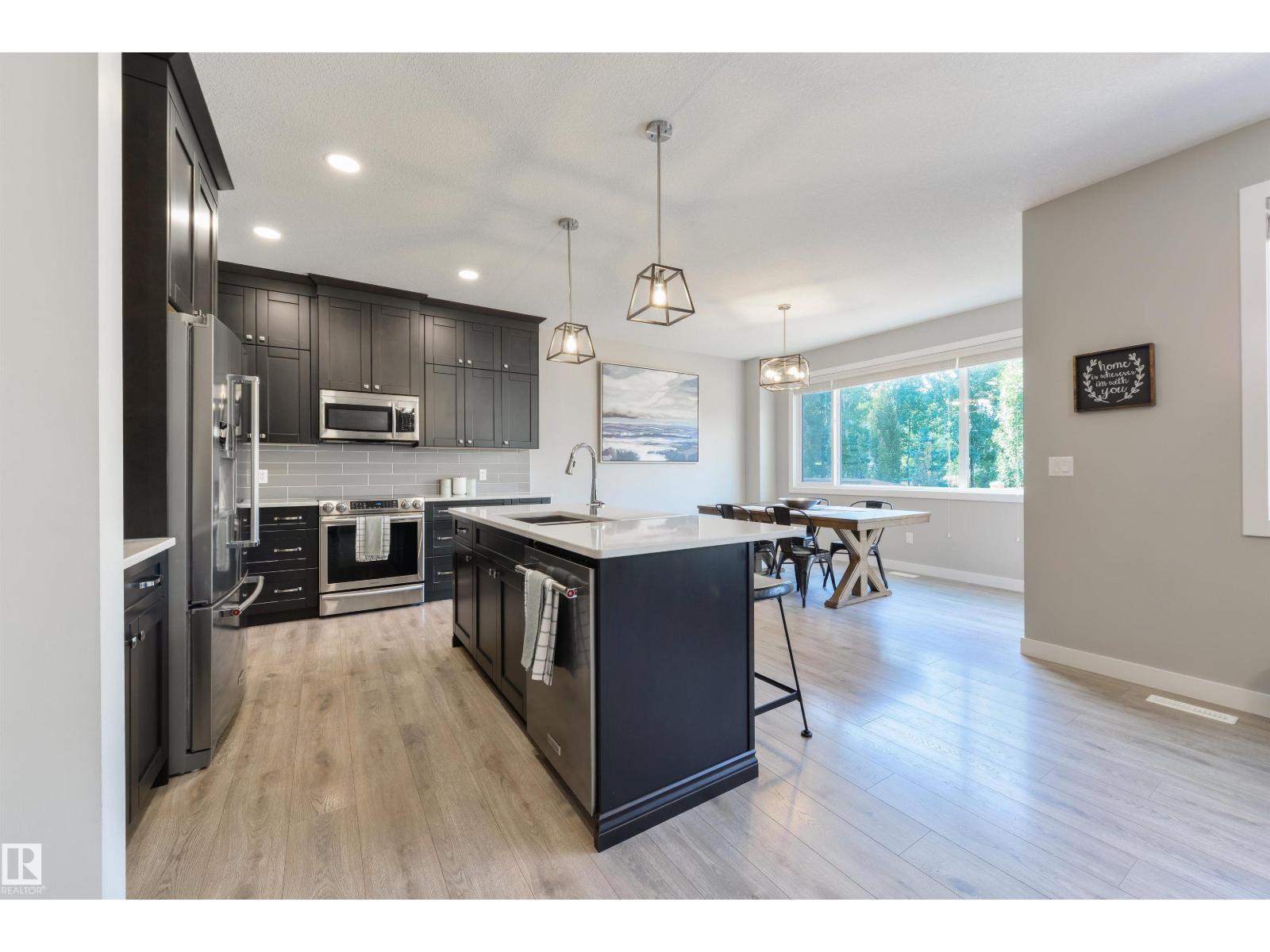 23 KINGSBURY Circle - Photo 8