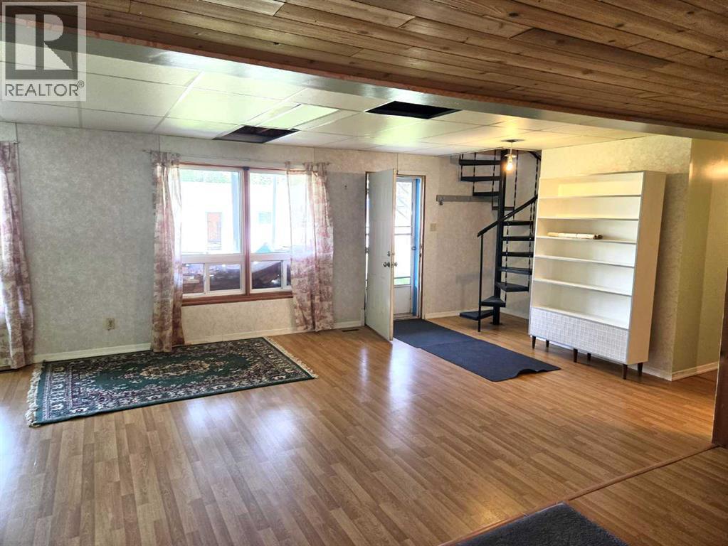 5039 56 Street East - Photo 26