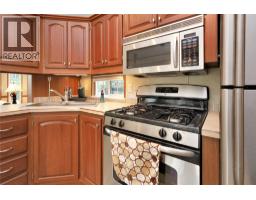4862 Lynx Drive, Radium Hot Springs, BC V0A1M0 Photo 19
