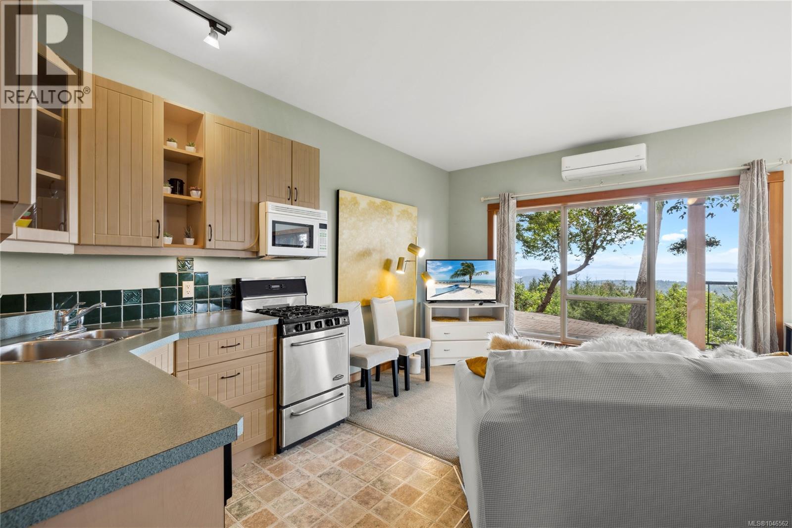 1495 Coats Dr, Gabriola Island
