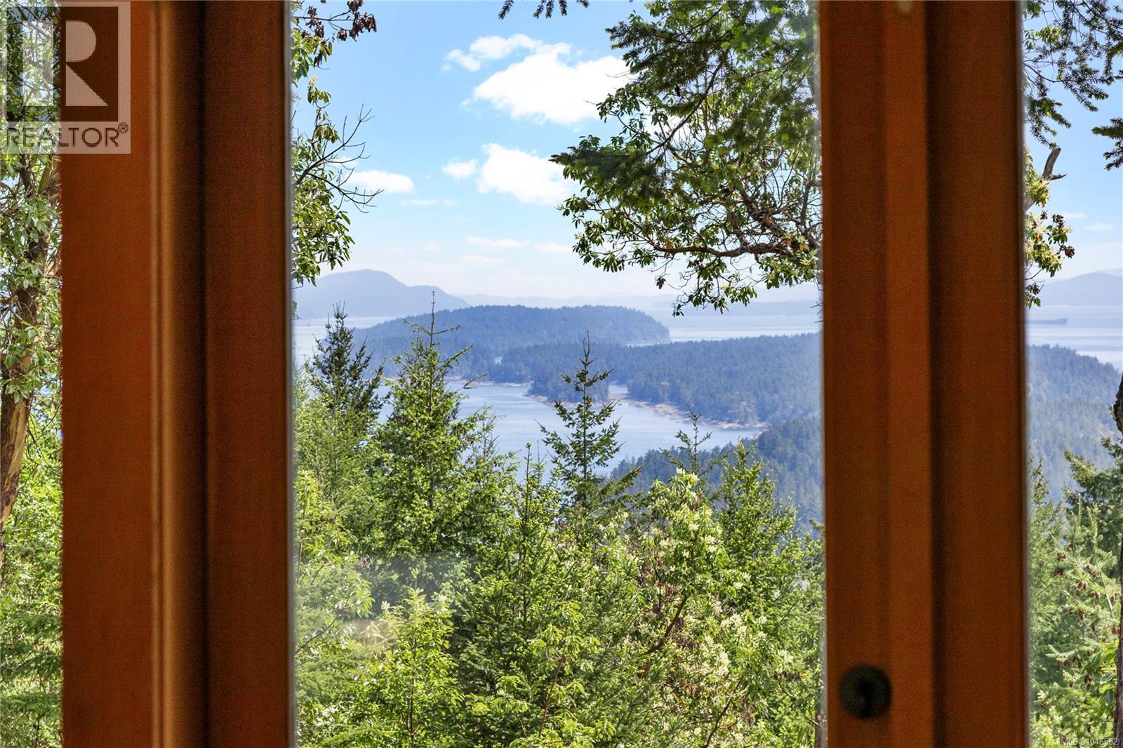 1495 Coats Dr, Gabriola Island