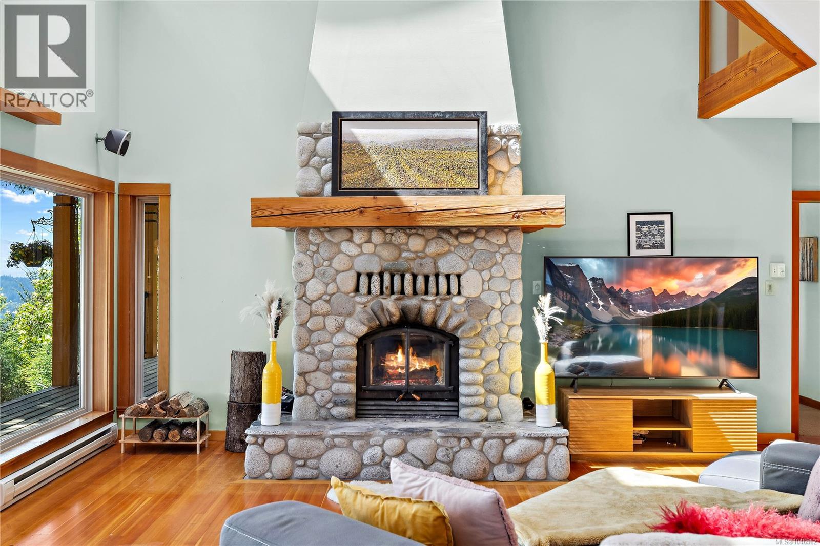 1495 Coats Dr, Gabriola Island