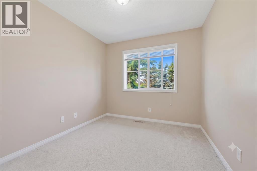 124 Everridge Gardens Southwest - Photo 15