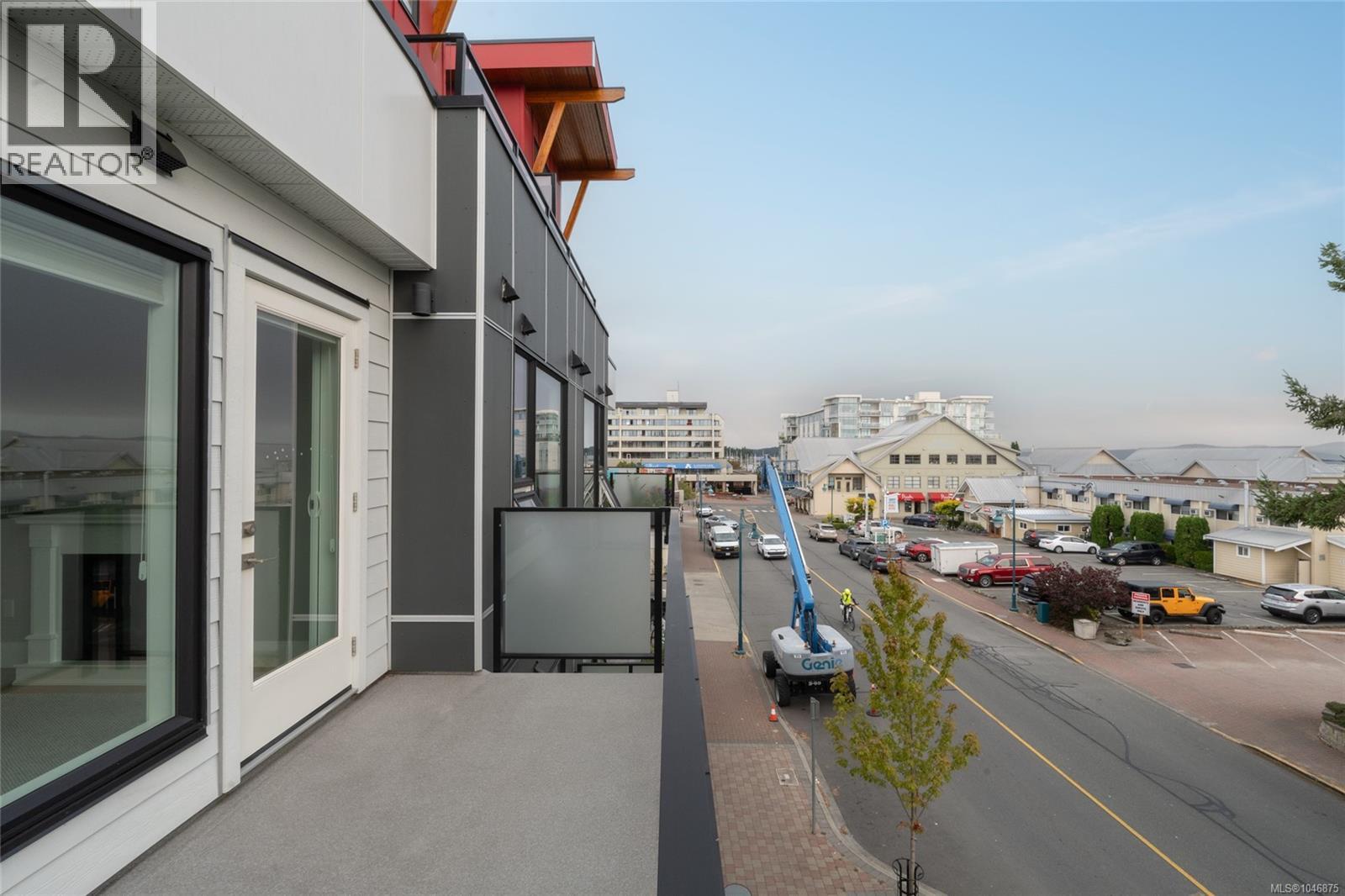 #302 2526 Bevan Ave - 28