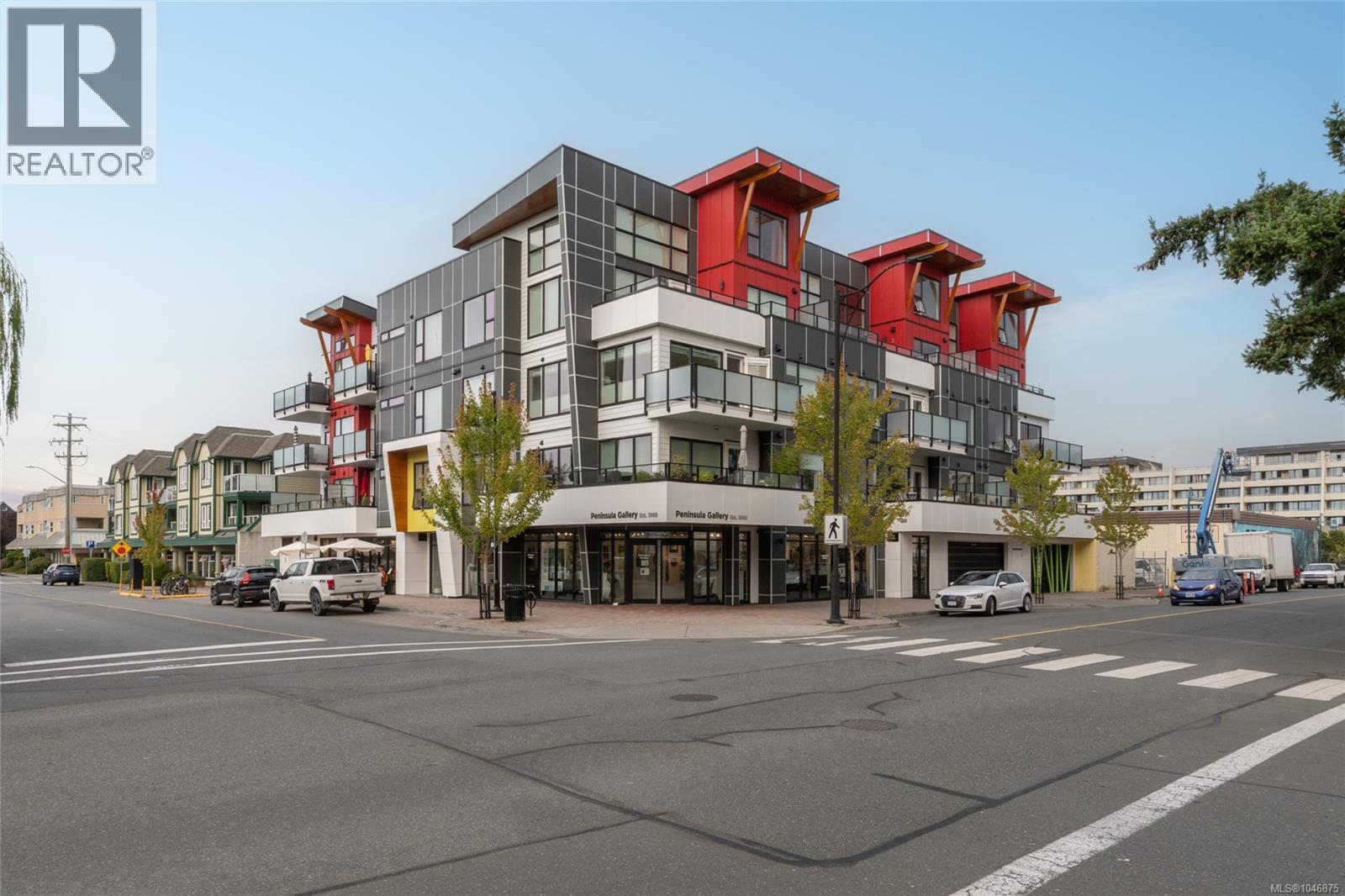 #302 2526 Bevan Ave - 32