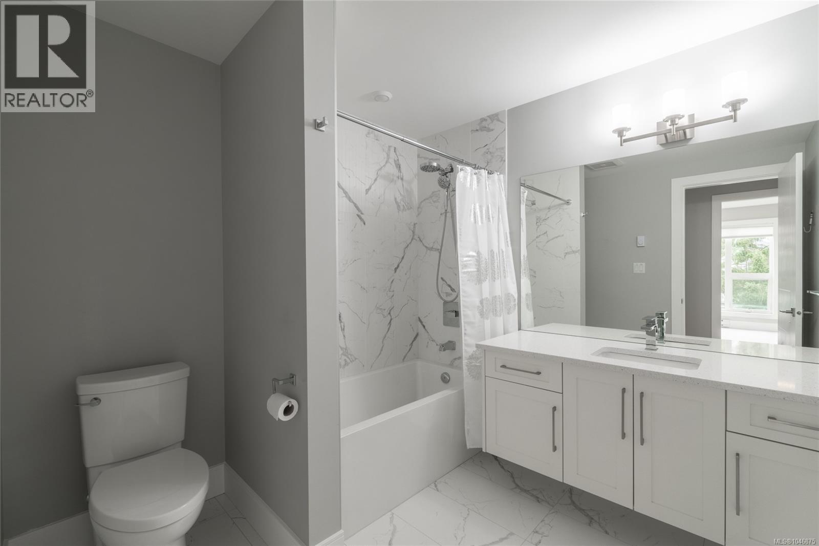 #302 2526 Bevan Ave - 18
