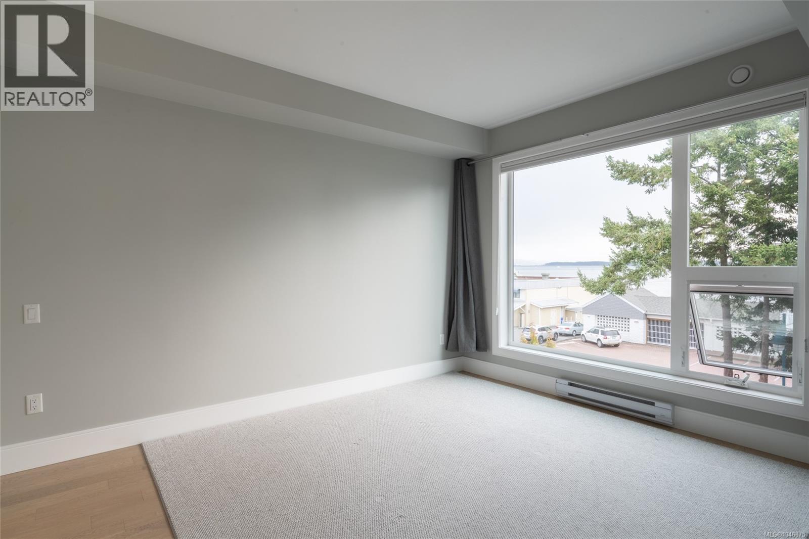 #302 2526 Bevan Ave - 14