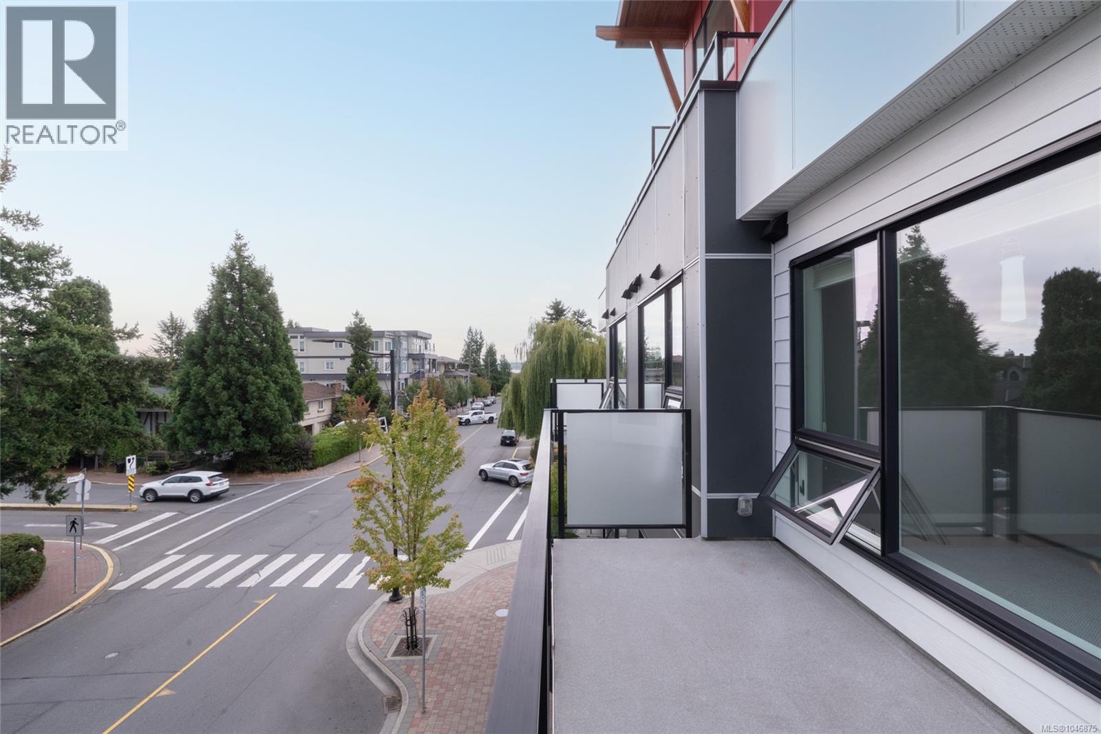 #302 2526 Bevan Ave - Image 27