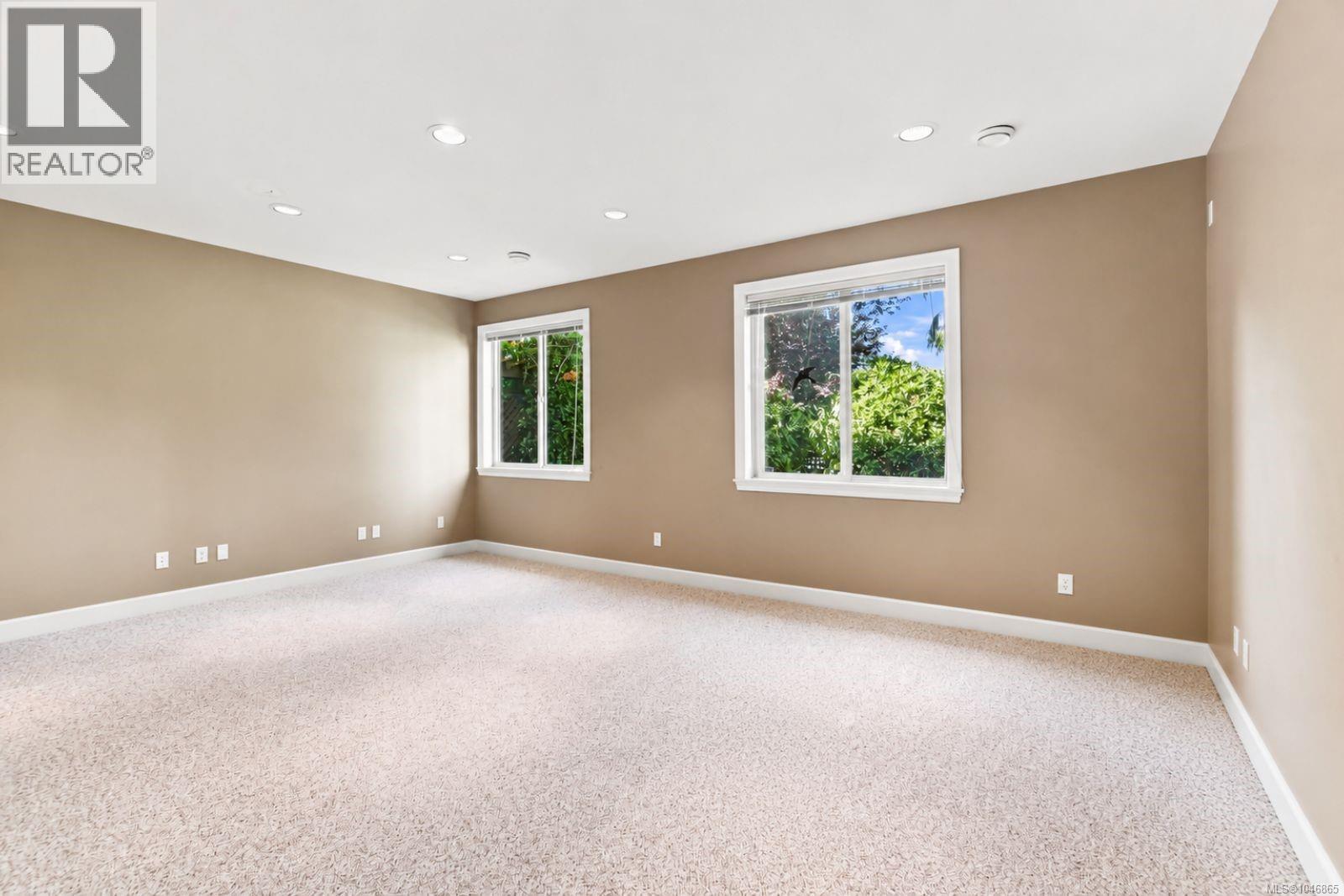 2240 Leighton Rd - 22