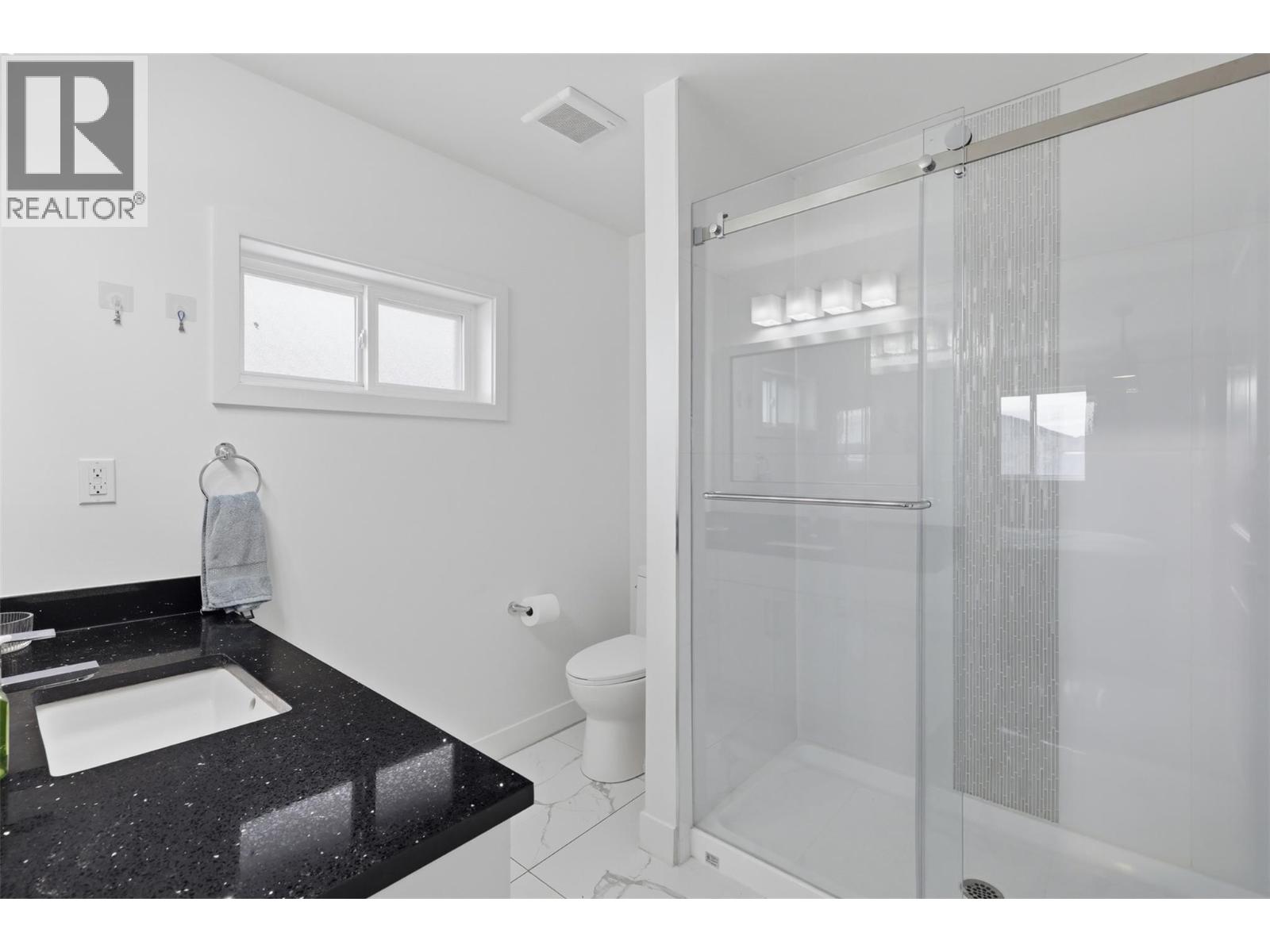 #102 438 WADDINGTON Drive - 19