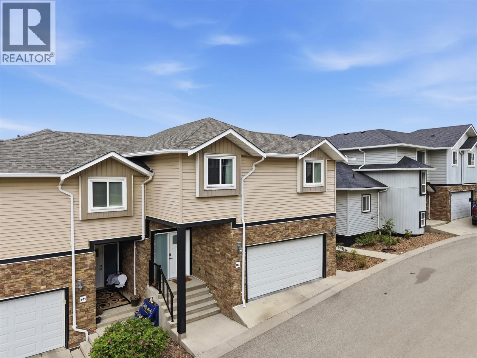 #102 438 WADDINGTON Drive - Image 36