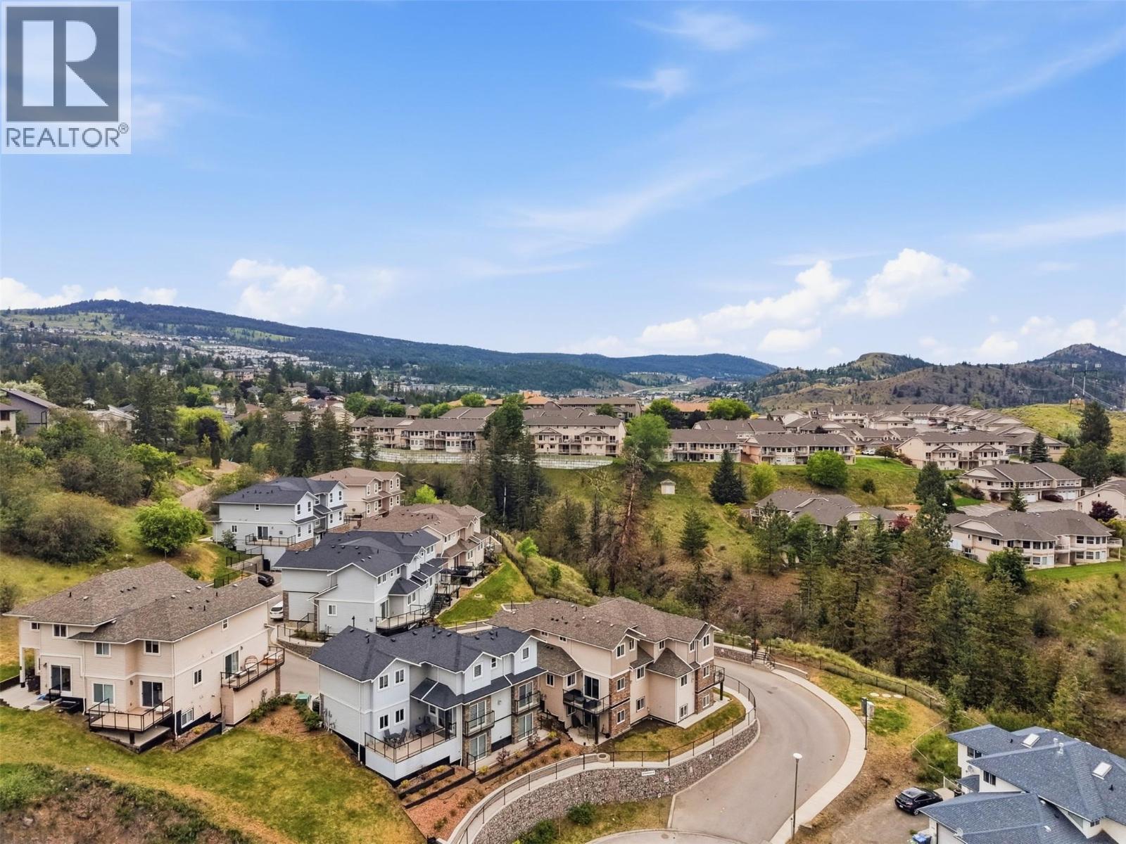 #102 438 WADDINGTON Drive - 41