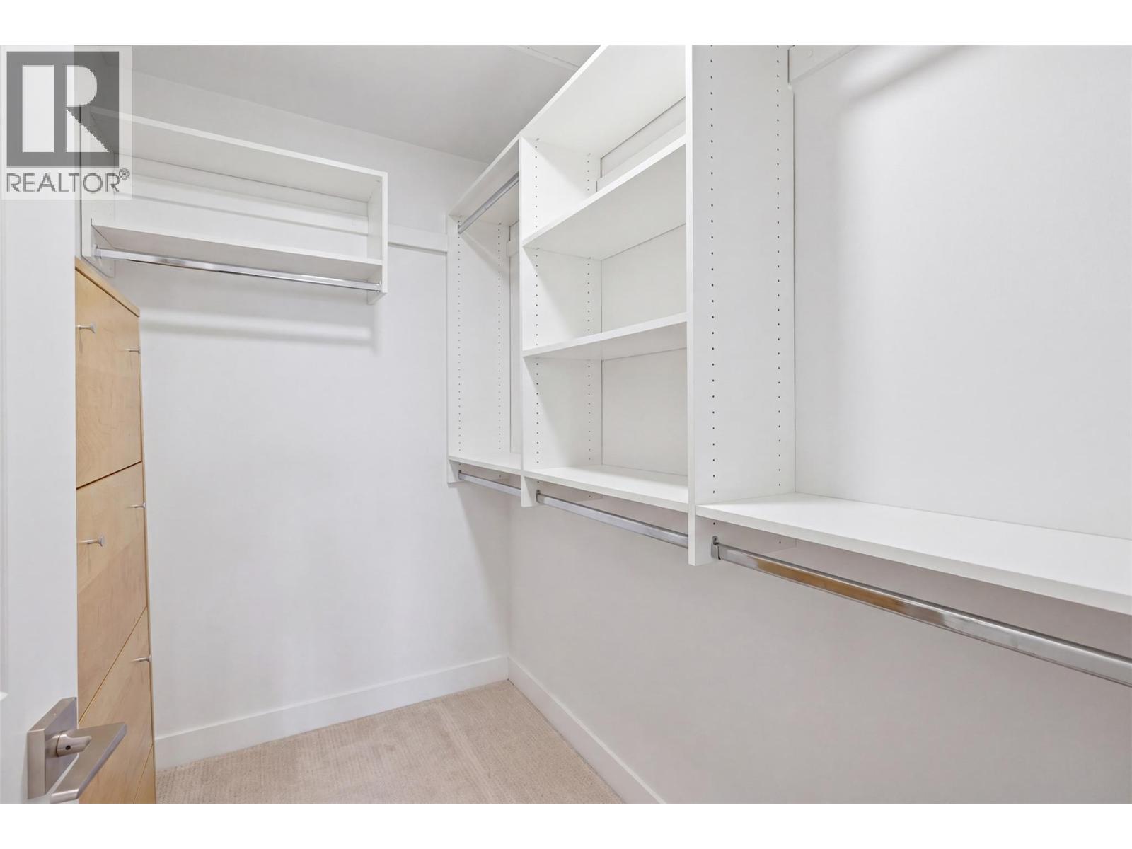 #102 438 WADDINGTON Drive - 21