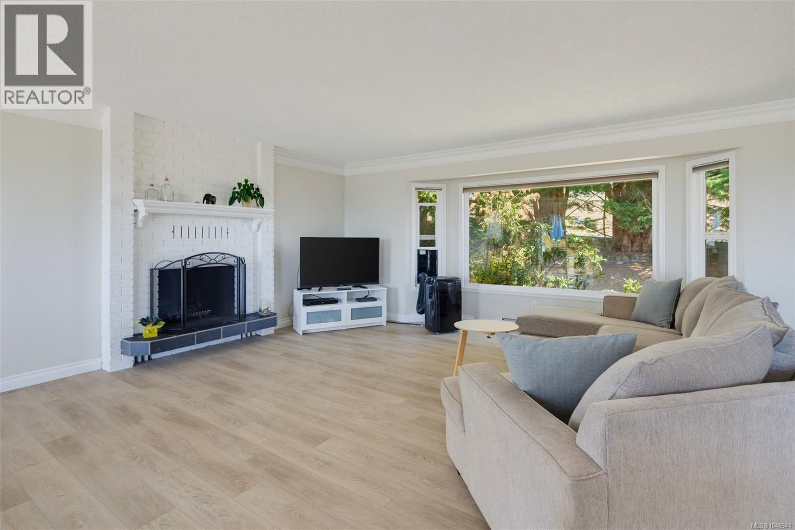 3505 Fulton Rd - Image 4