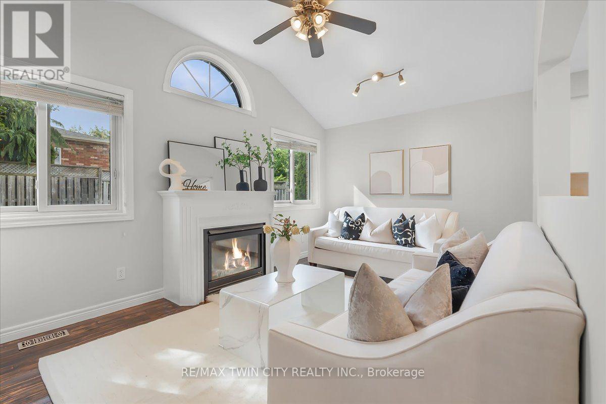 3 APPLE RIDGE DRIVE - 15