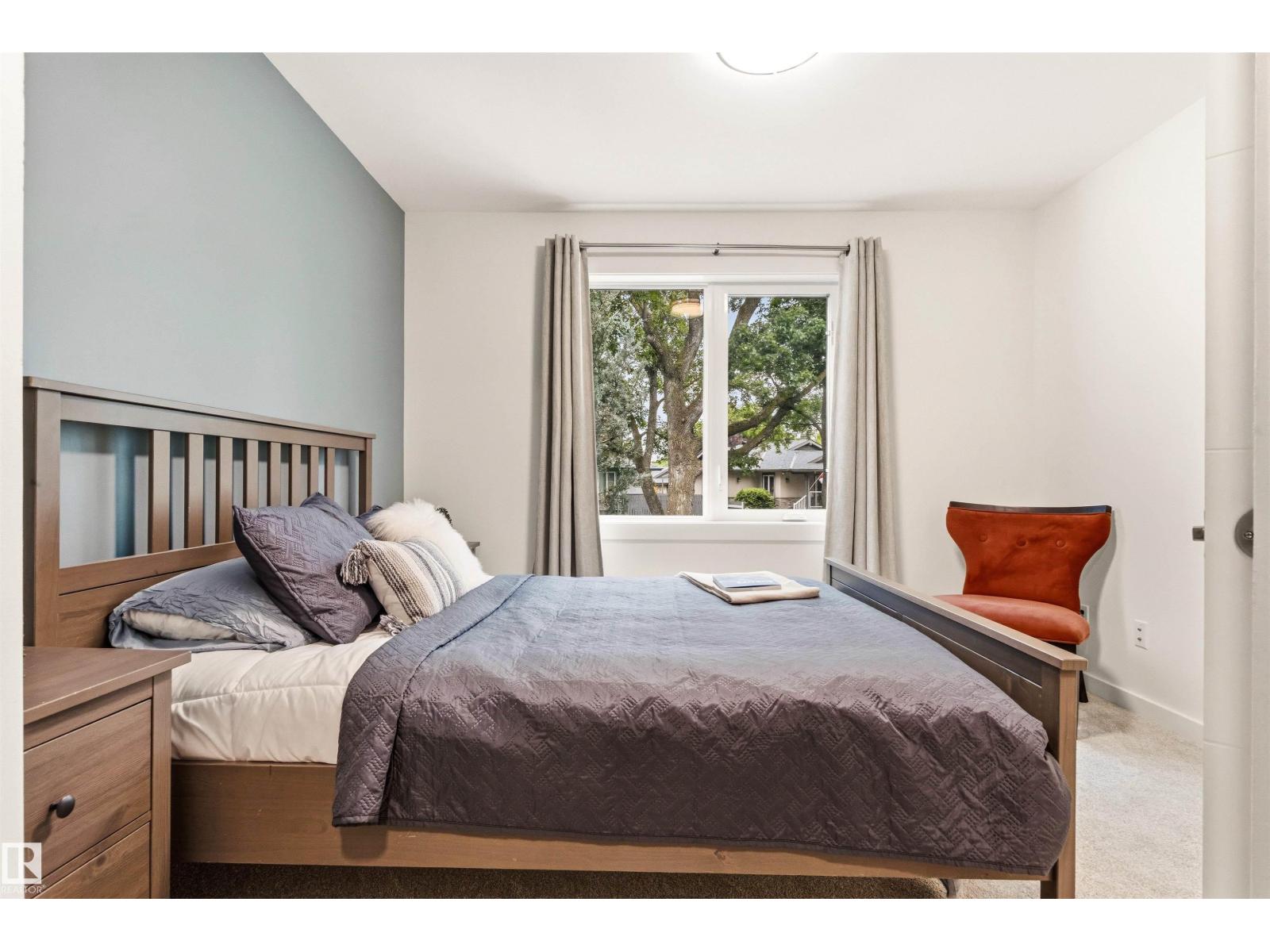 13868 110A AV NW - 21