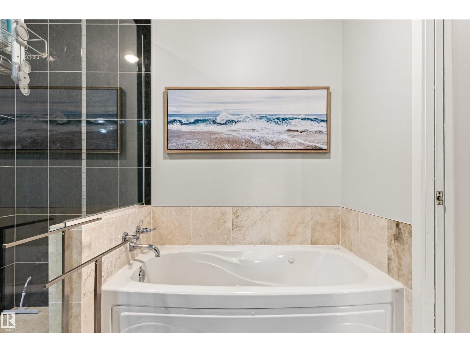 13868 110A AV NW - 28