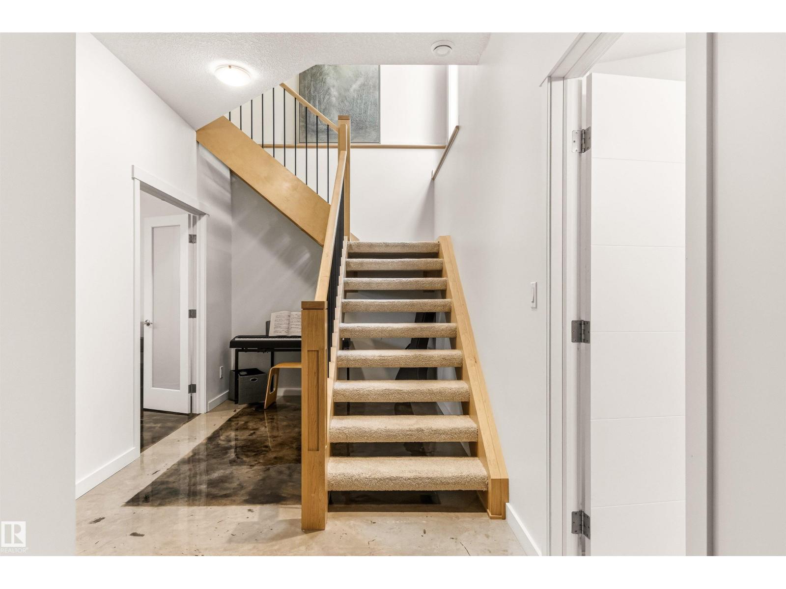 13868 110A AV NW - 30
