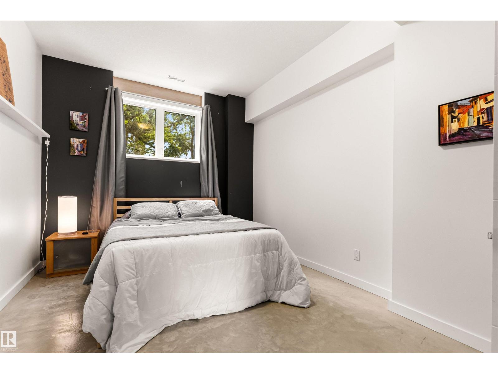 13868 110A AV NW - Image 36