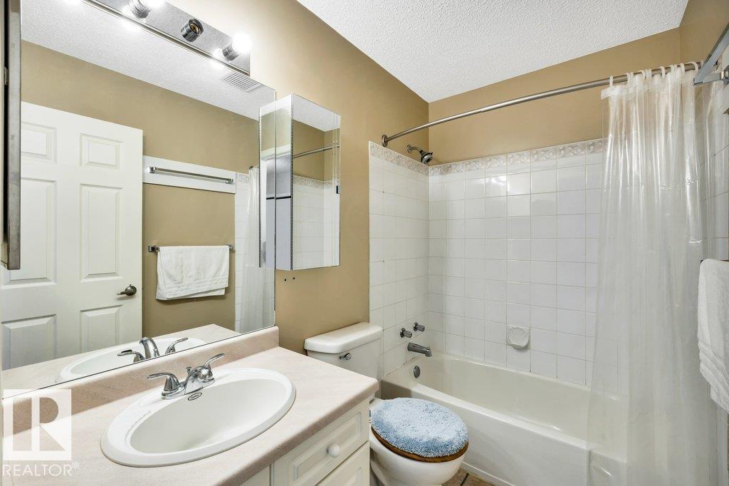 8146 27 Avenue NW - Photo 20