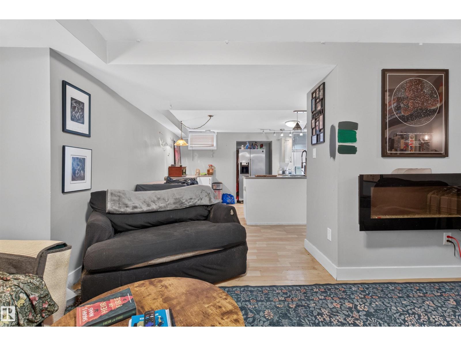9328 175 Avenue NW - Photo 15