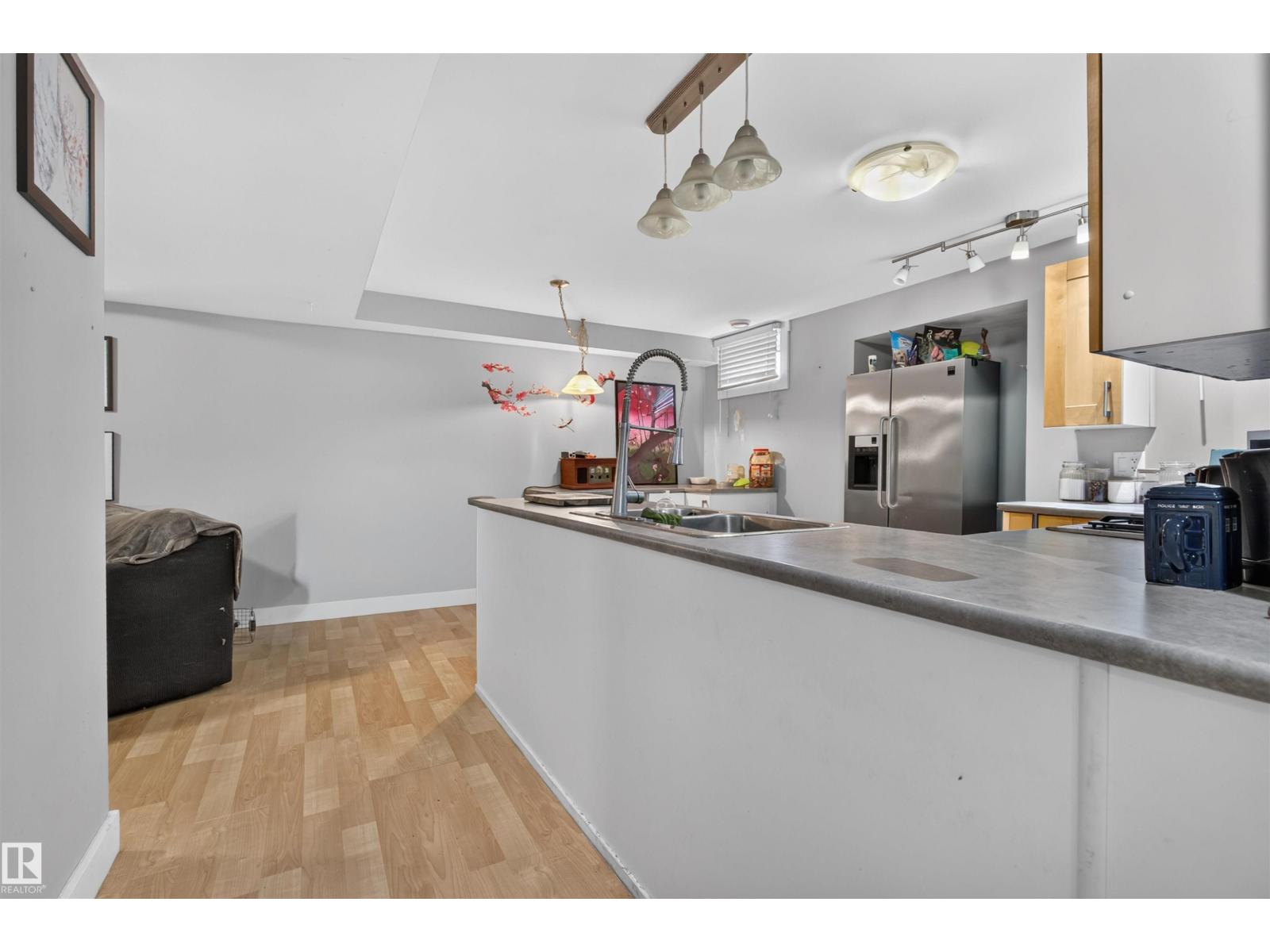 9328 175 Avenue NW - Photo 18