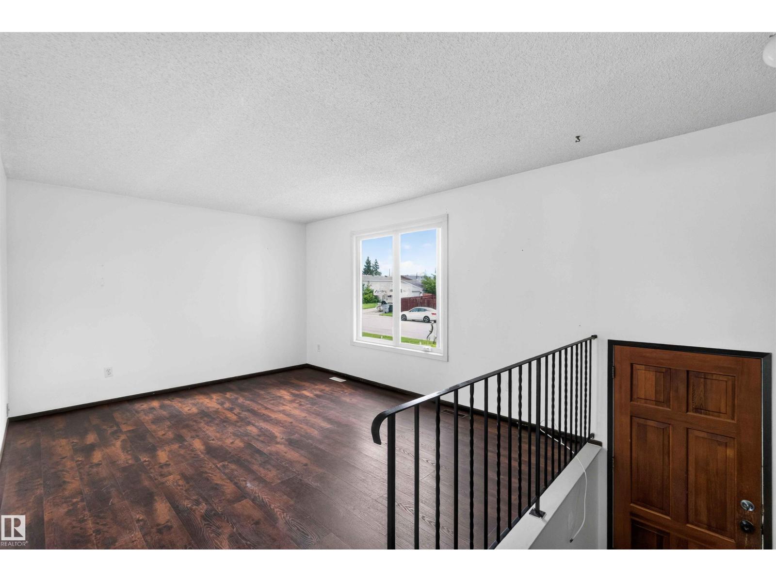 5214 46 Street - Photo 9
