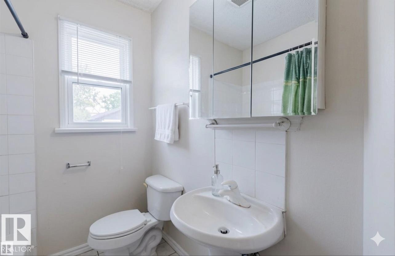 12223 127 Street NW - Photo 7