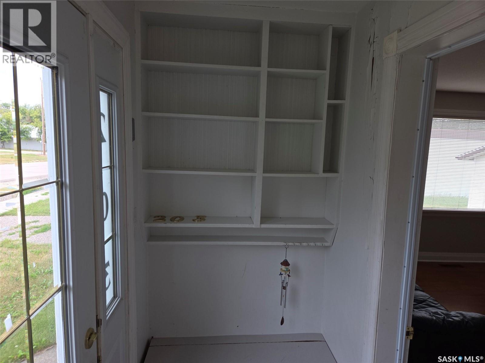 203 1st STREET S - 17
