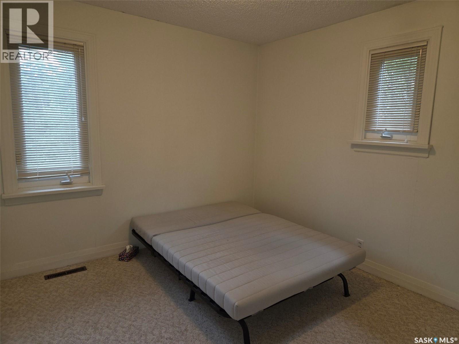 203 1st STREET S - 24