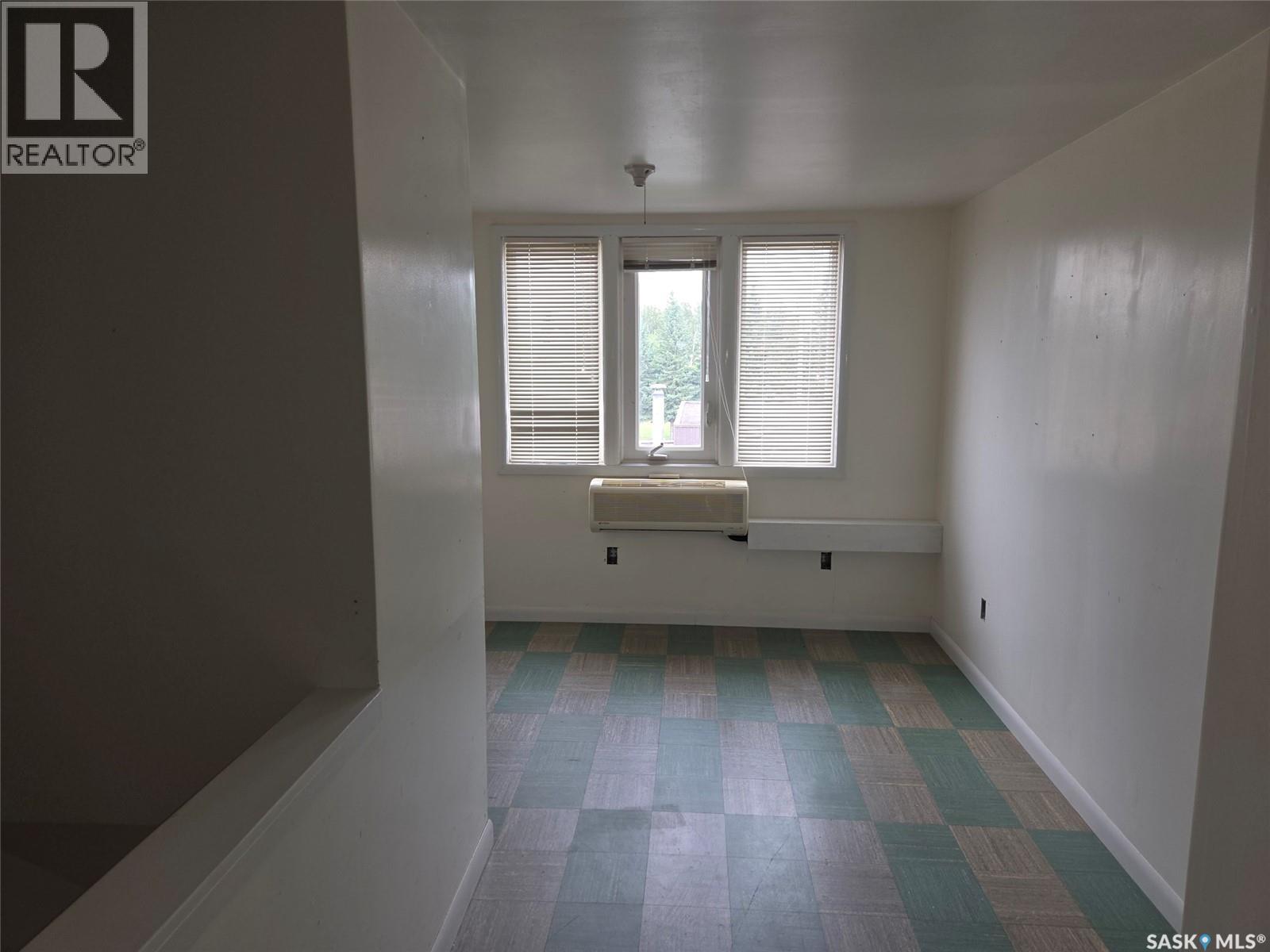 203 1st STREET S - 29
