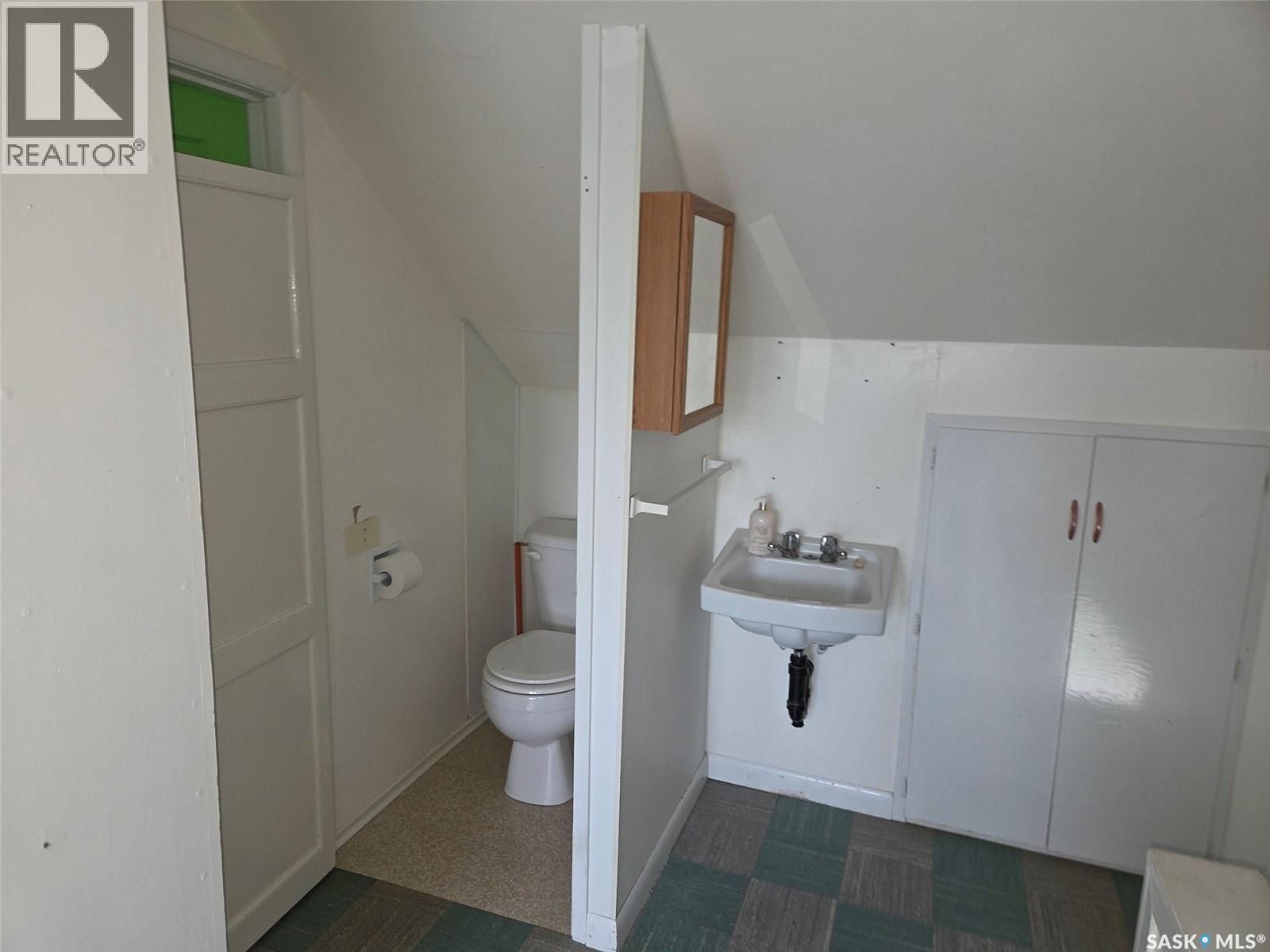 203 1st STREET S - 31