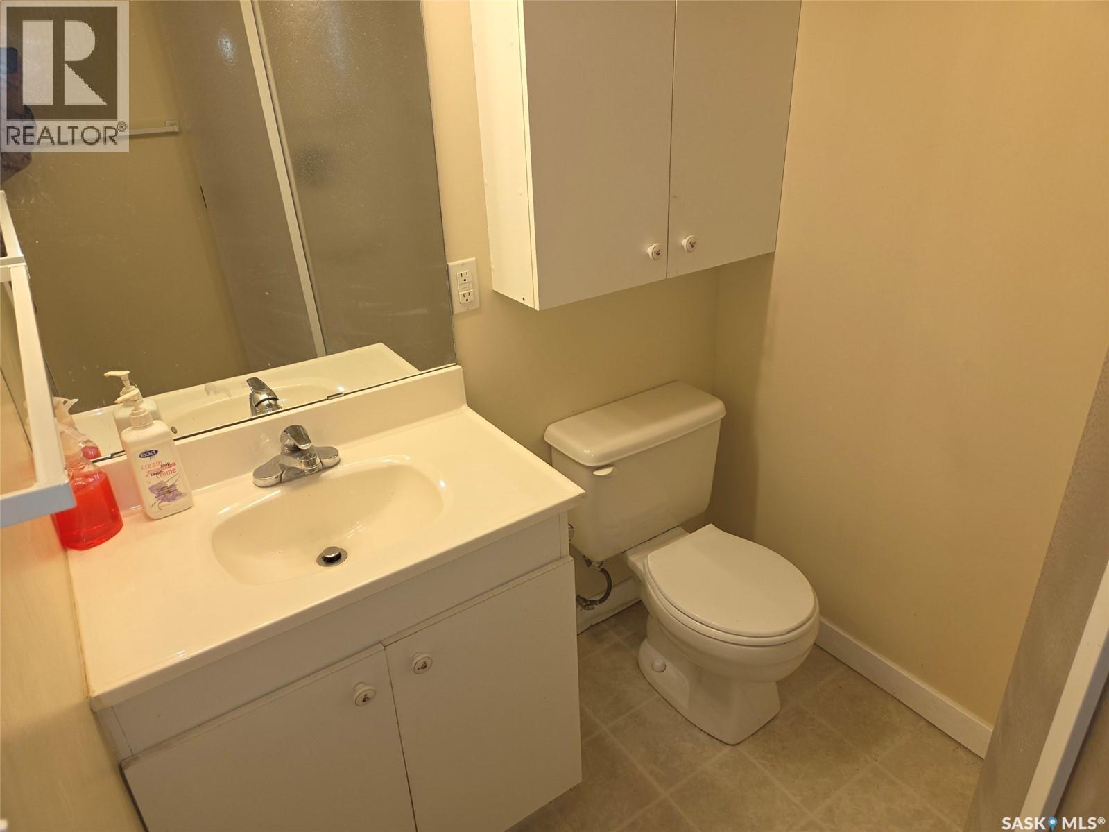 203 1st STREET S - 41