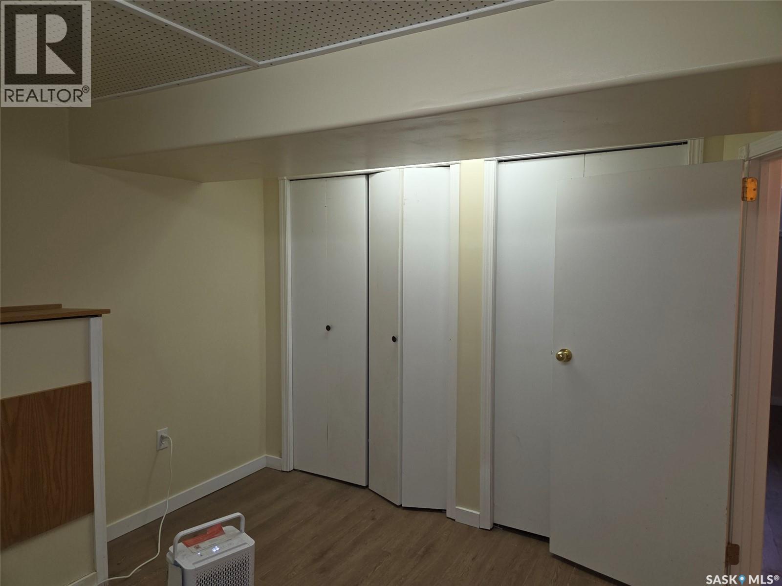203 1st STREET S - 46