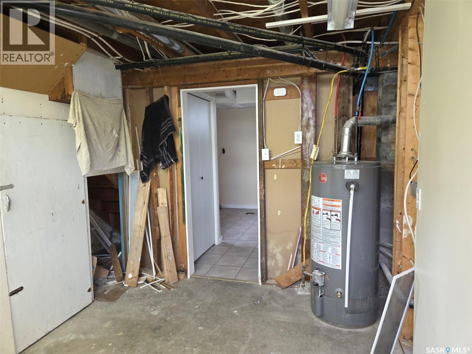 203 1st STREET S - 56