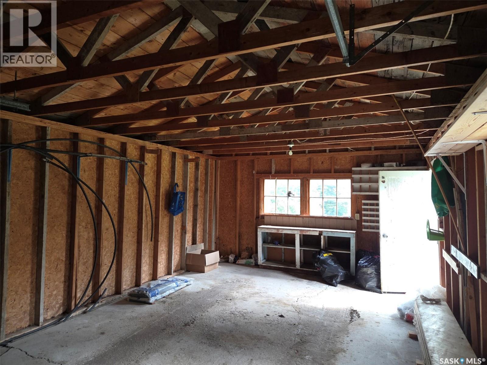 203 1st STREET S - 7
