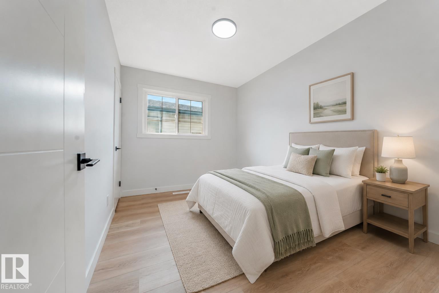 12023 137 Avenue NW - Photo 19
