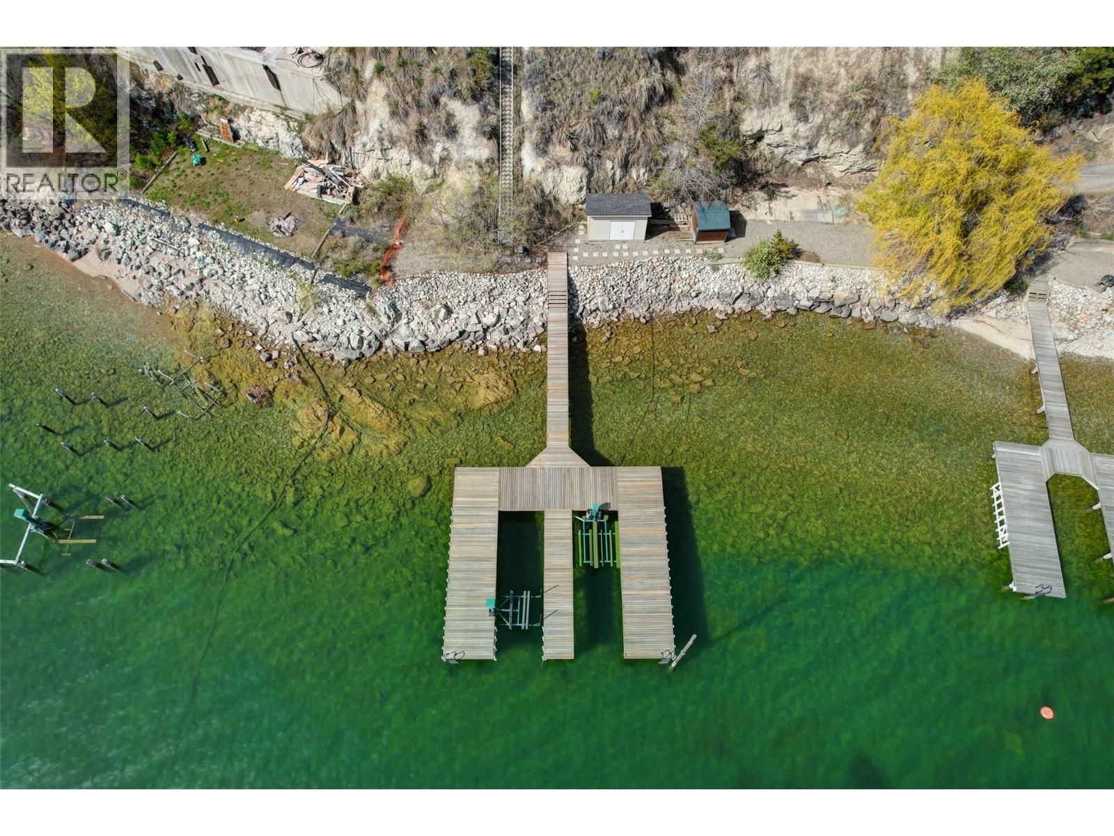 7172 Brent Road, Peachland