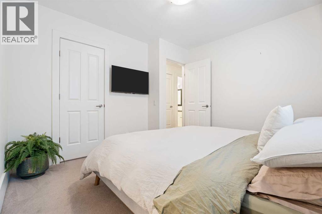 #102 1235 Cameron Avenue SW - 12