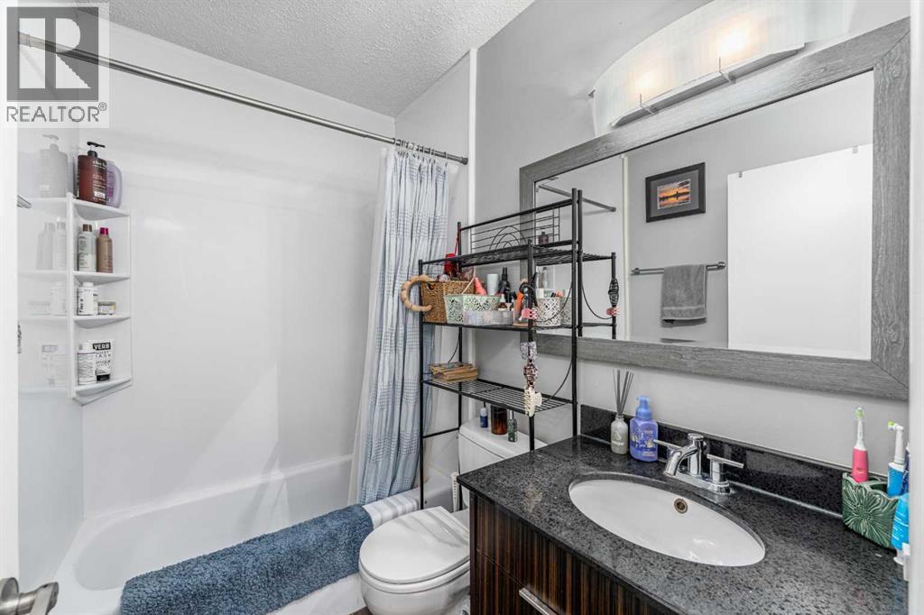 1908 28 Avenue Southwest - Photo 15
